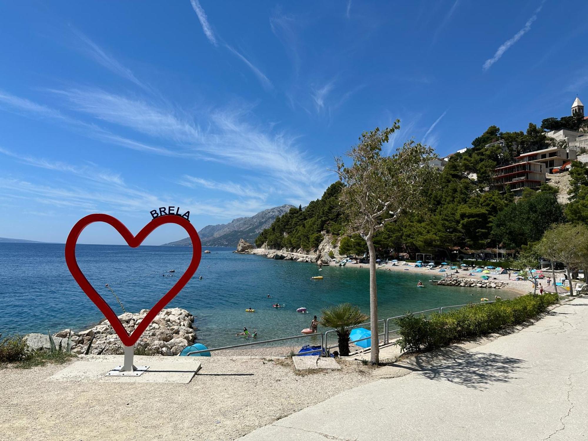 Apartmani Jurica I Ankica Brela Buitenkant foto