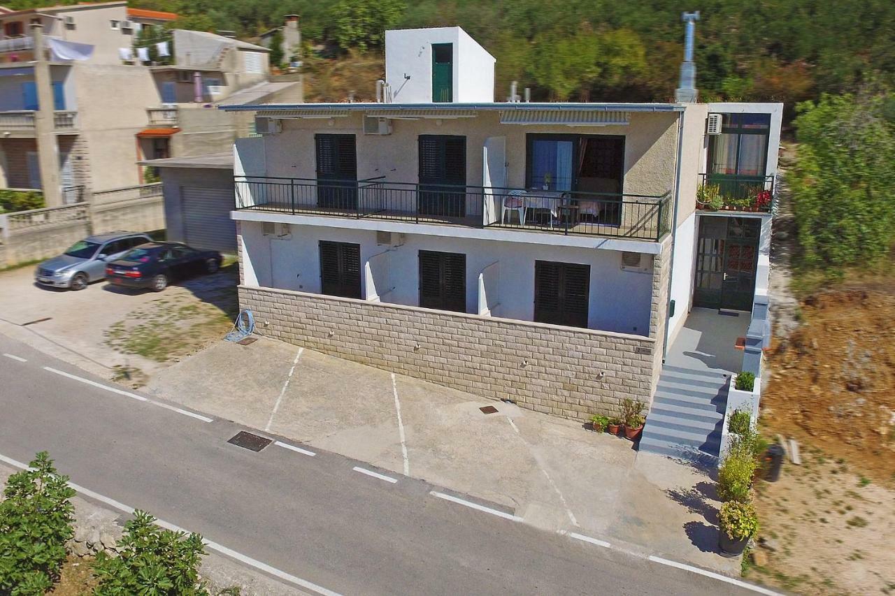 Apartmani Jurica I Ankica Brela Buitenkant foto